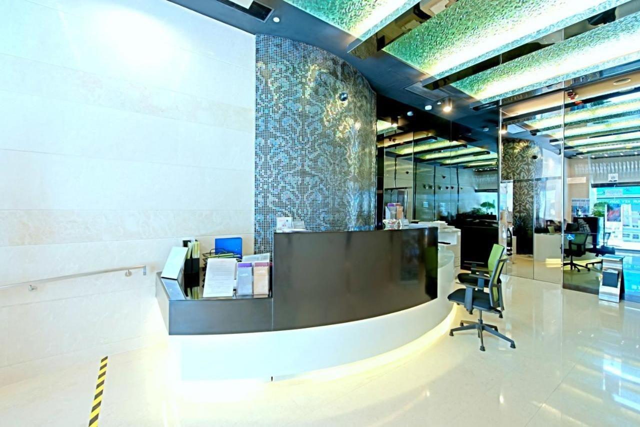 The Bauhinia Hotel - Central Hong Kong Bagian luar foto