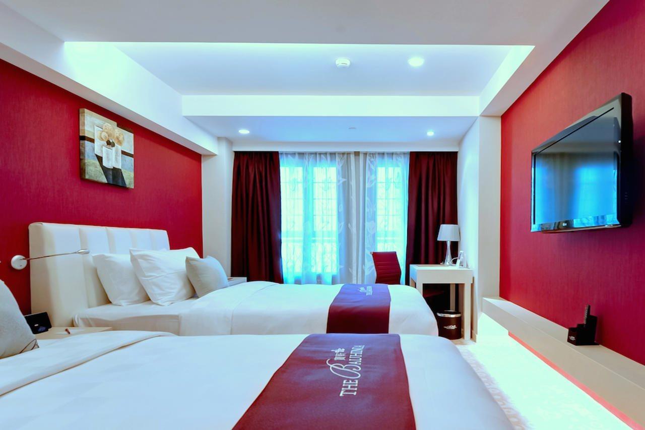 The Bauhinia Hotel - Central Hong Kong Bagian luar foto
