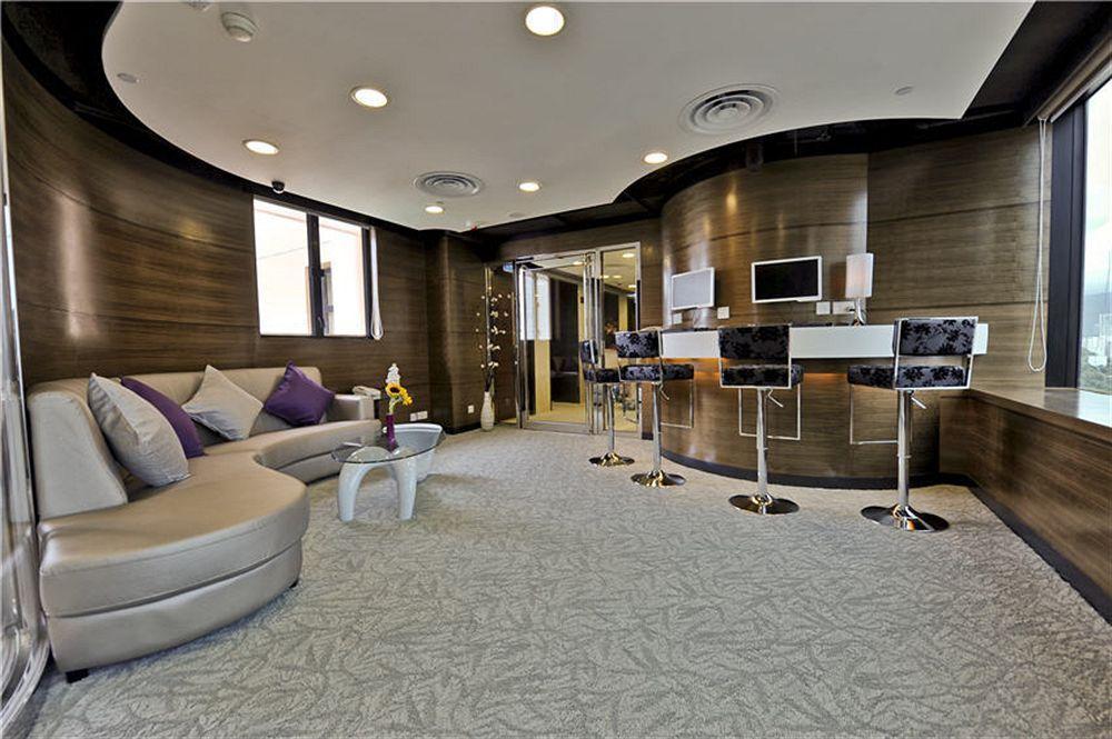 The Bauhinia Hotel - Central Hong Kong Bagian luar foto
