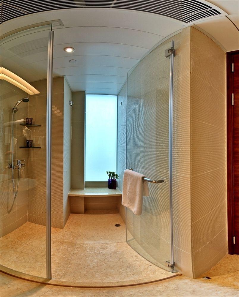 The Bauhinia Hotel - Central Hong Kong Bagian luar foto